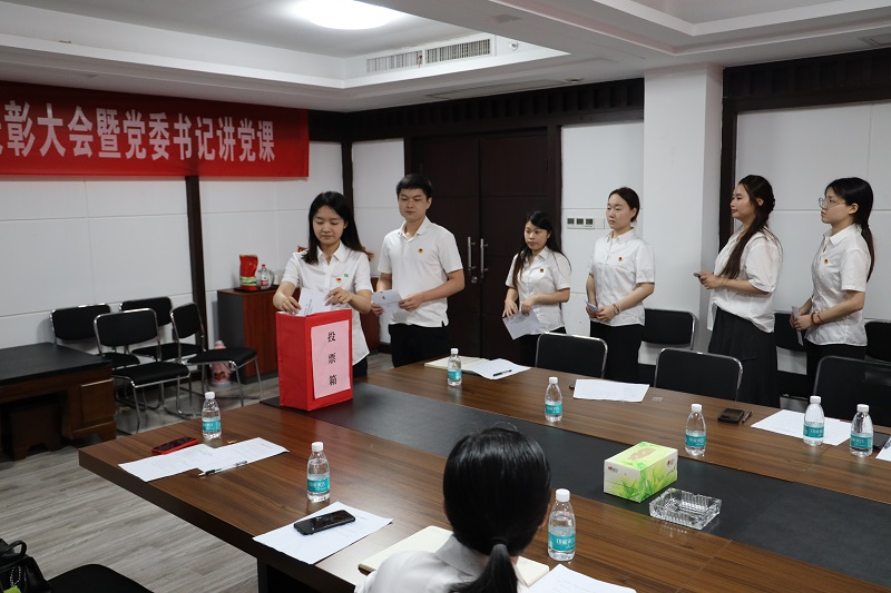 图片5.jpg 图片5.jpg